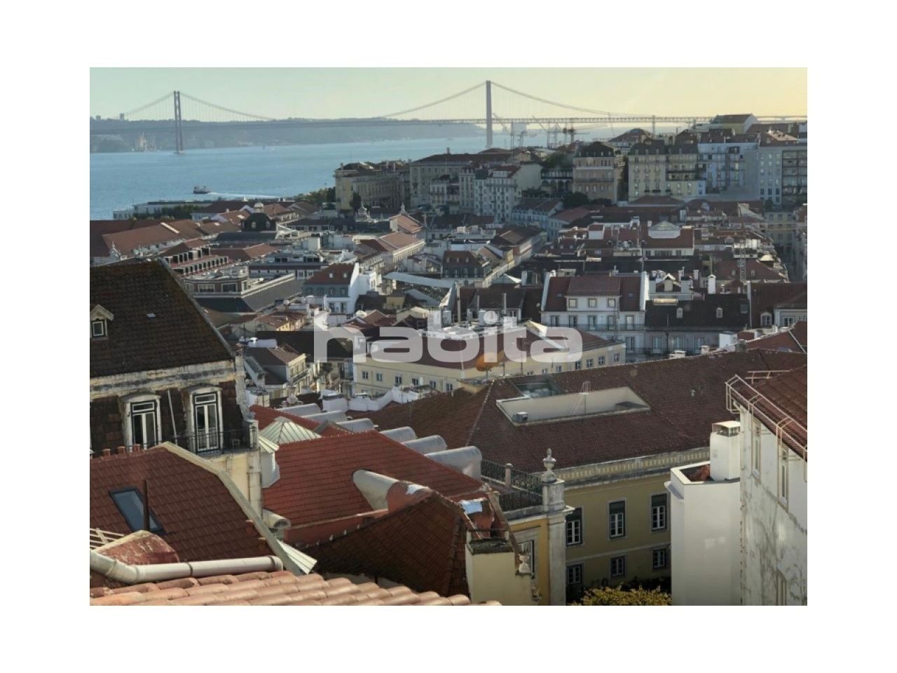 Apartment in Lisbon, Portugal, 170 sq.m - picture 1