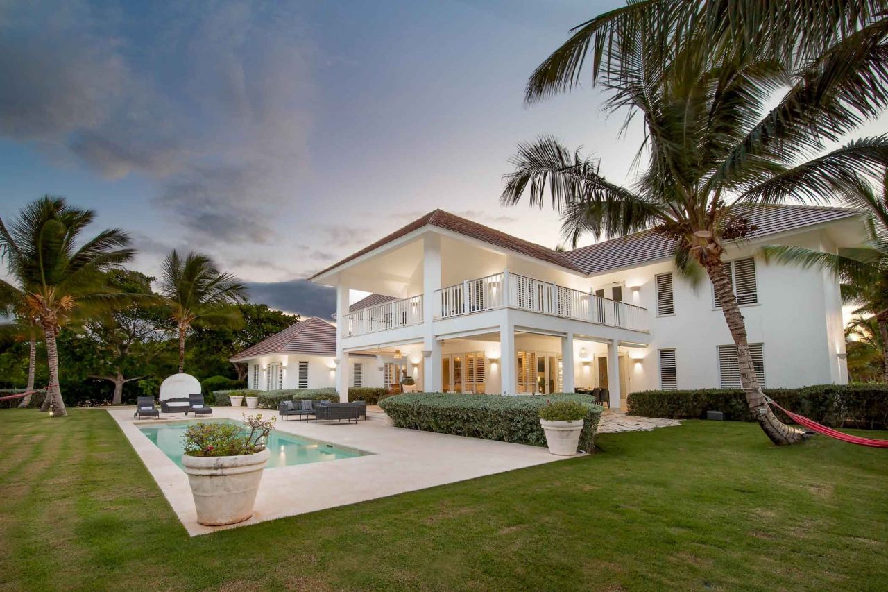 Villa in Punta Cana, Dominikanische Republik, 750 m2 - Foto 1