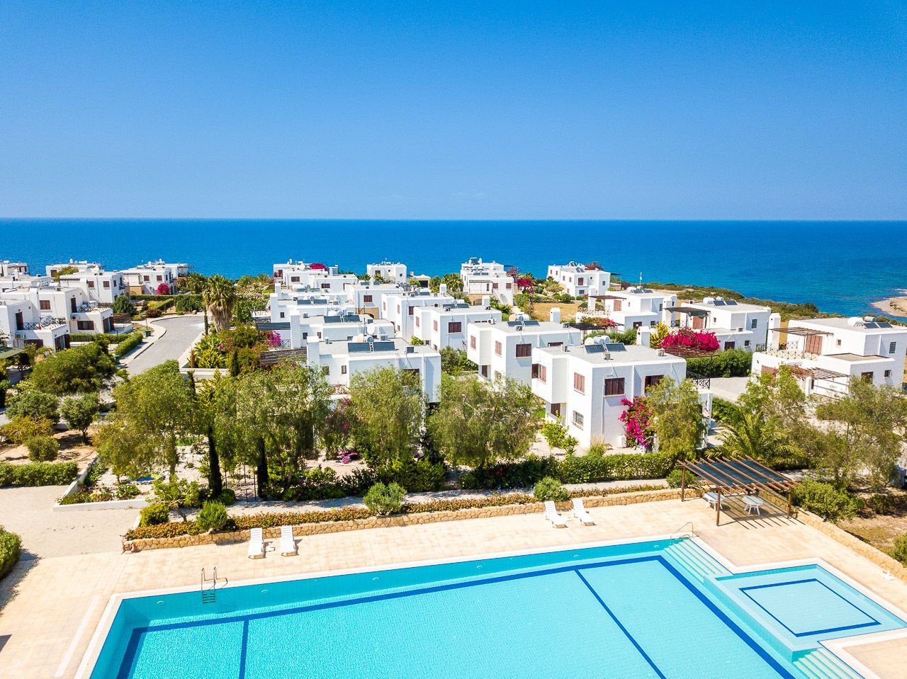 Villa in Kyrenia, Cyprus, 186 sq.m - picture 1