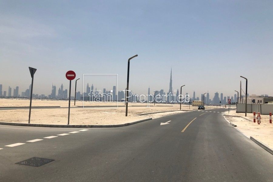 Terreno en Dubái, EAU, 1 567 m2 - imagen 1