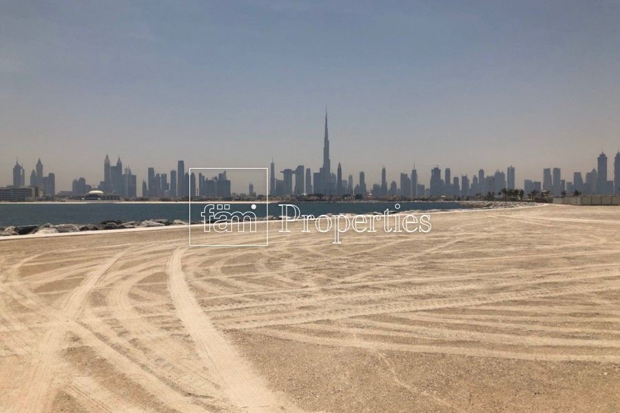 Land in Dubai, UAE, 1 436 sq.m - picture 1