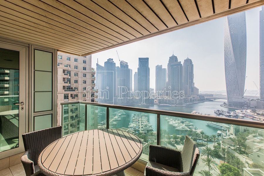 Apartamento en Dubái, EAU, 159 m2 - imagen 1