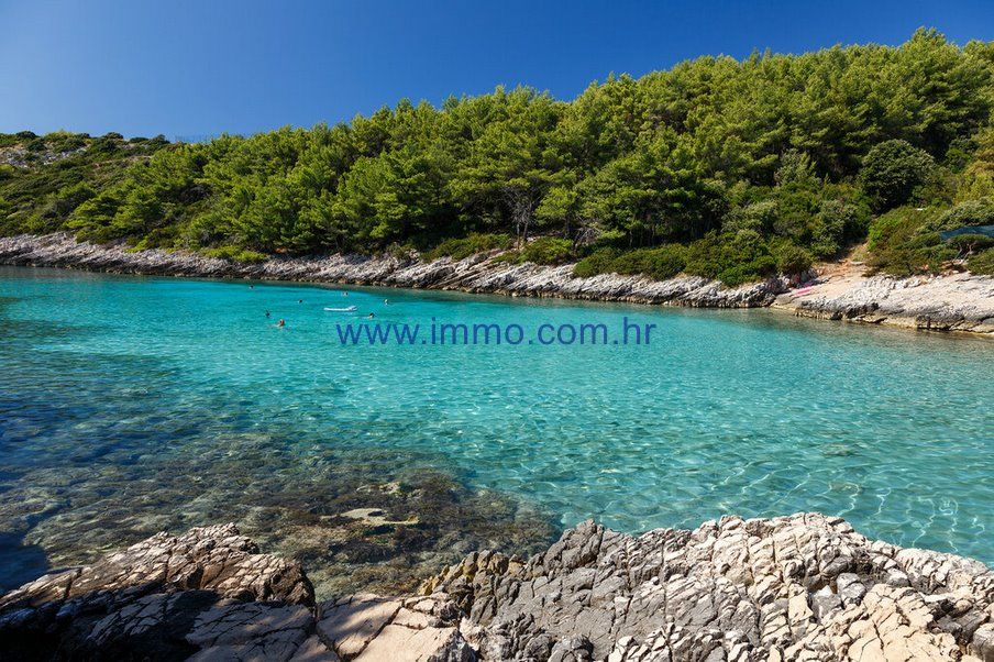 Land on Korcula island, Croatia, 3 200 sq.m - picture 1