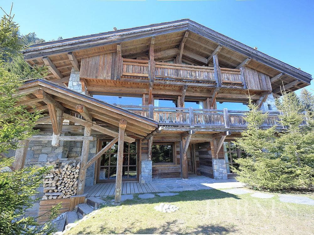 House in Megeve, France, 400 sq.m - picture 1