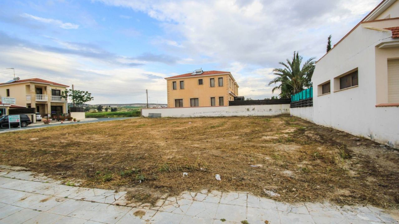 Land in Larnaca, Cyprus, 535 sq.m - picture 1