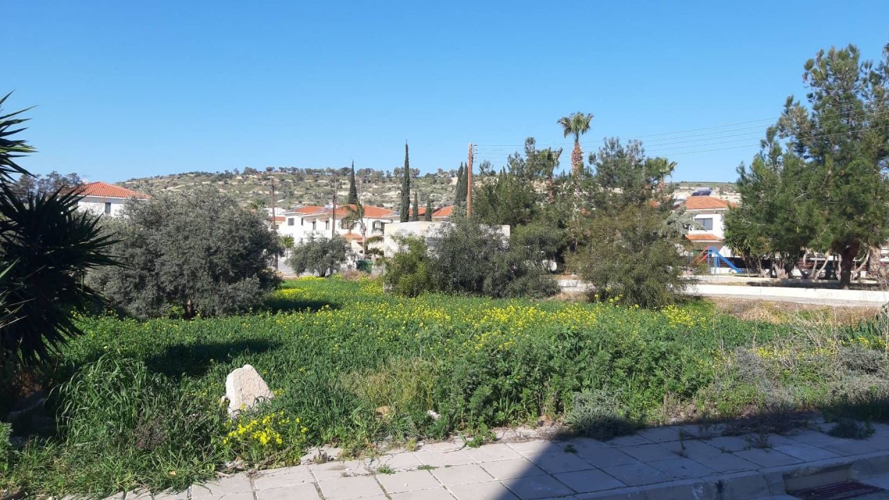 Terreno en Lárnaca, Chipre, 732 m2 - imagen 1