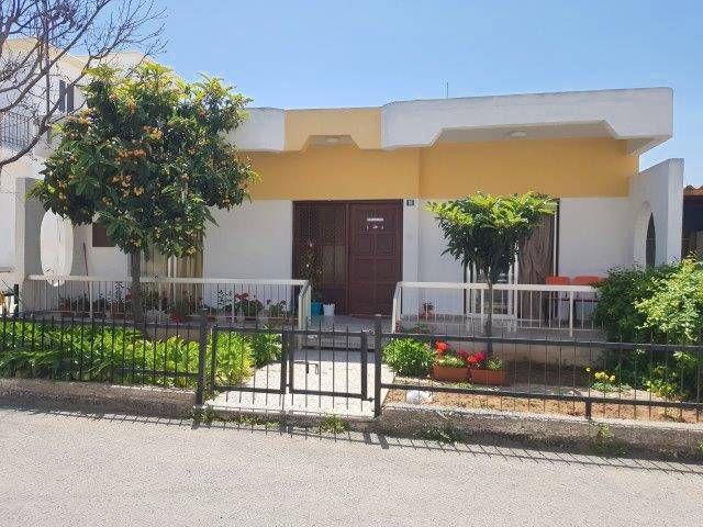 Bungalow in Paralimni, Cyprus, 147 sq.m - picture 1