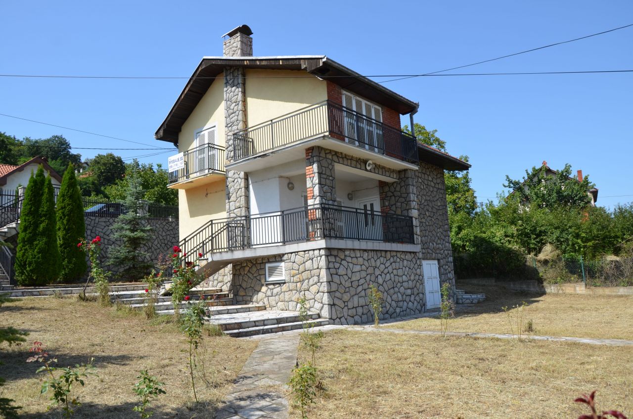Maison à Topola, Serbie, 150 m2 - image 1