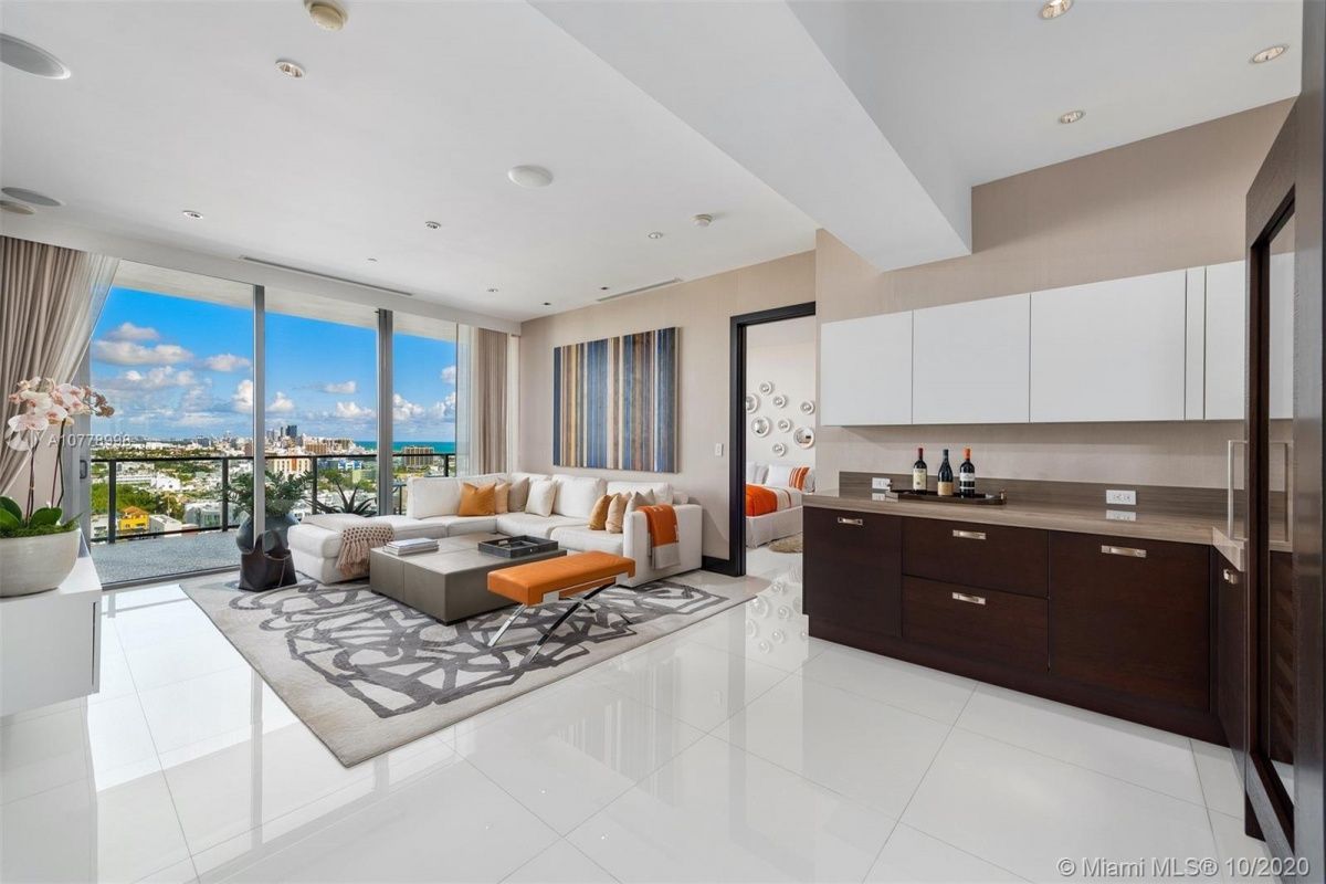 Wohnung in Miami, USA, 256 m2 - Foto 1