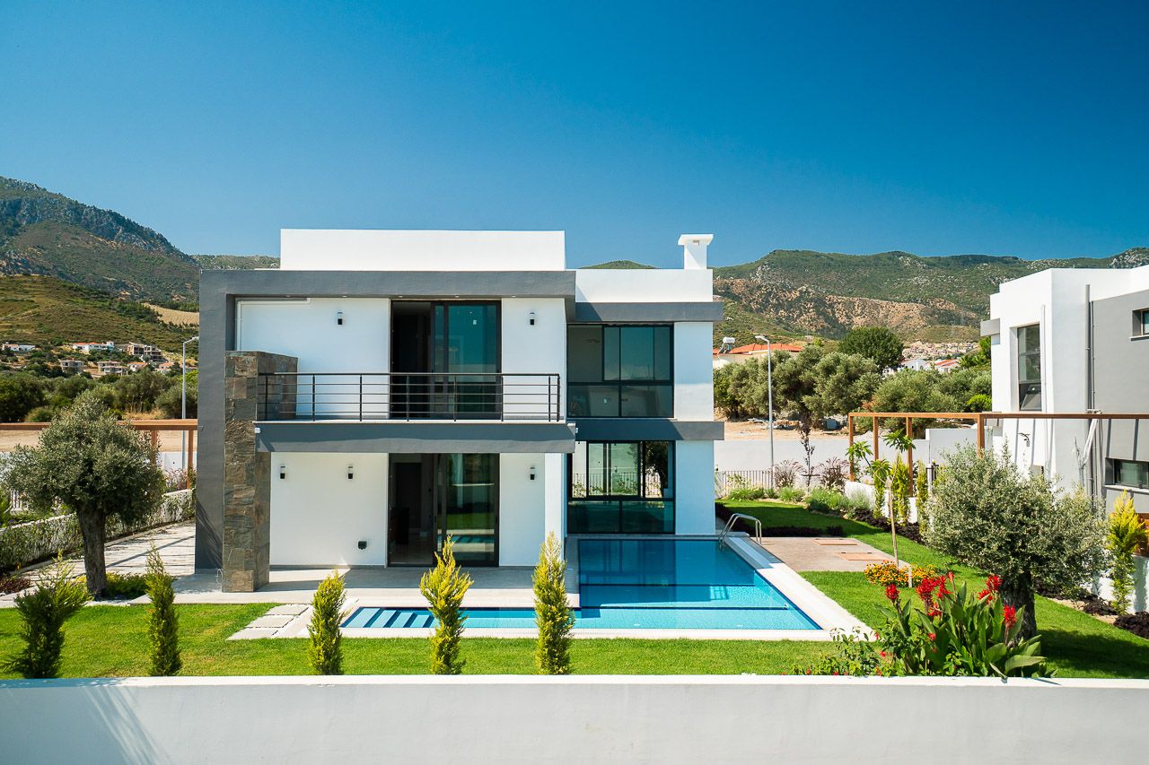 Villa in Alsancak, Cyprus, 245 sq.m - picture 1