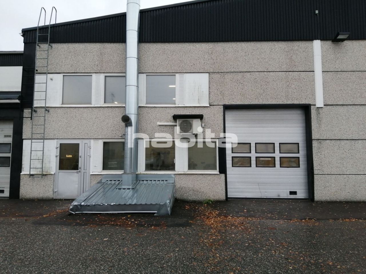Commercial property in Tuusula, Finland, 185 sq.m - picture 1
