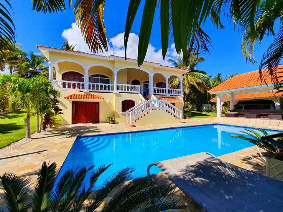 Villa in Cabarete, Dominikanische Republik, 280 m2 - Foto 1