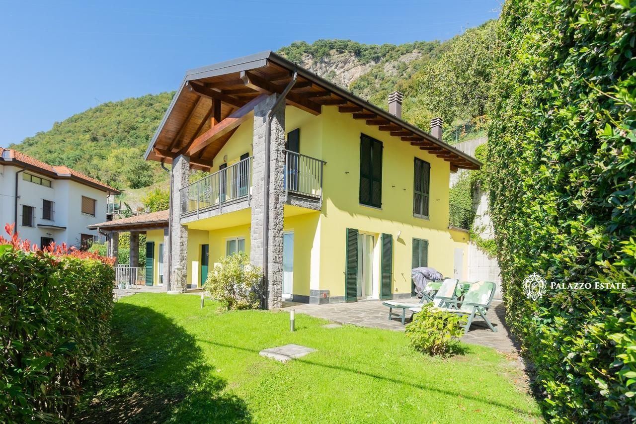 Villa in Cernobbio, Italy, 230 sq.m - picture 1