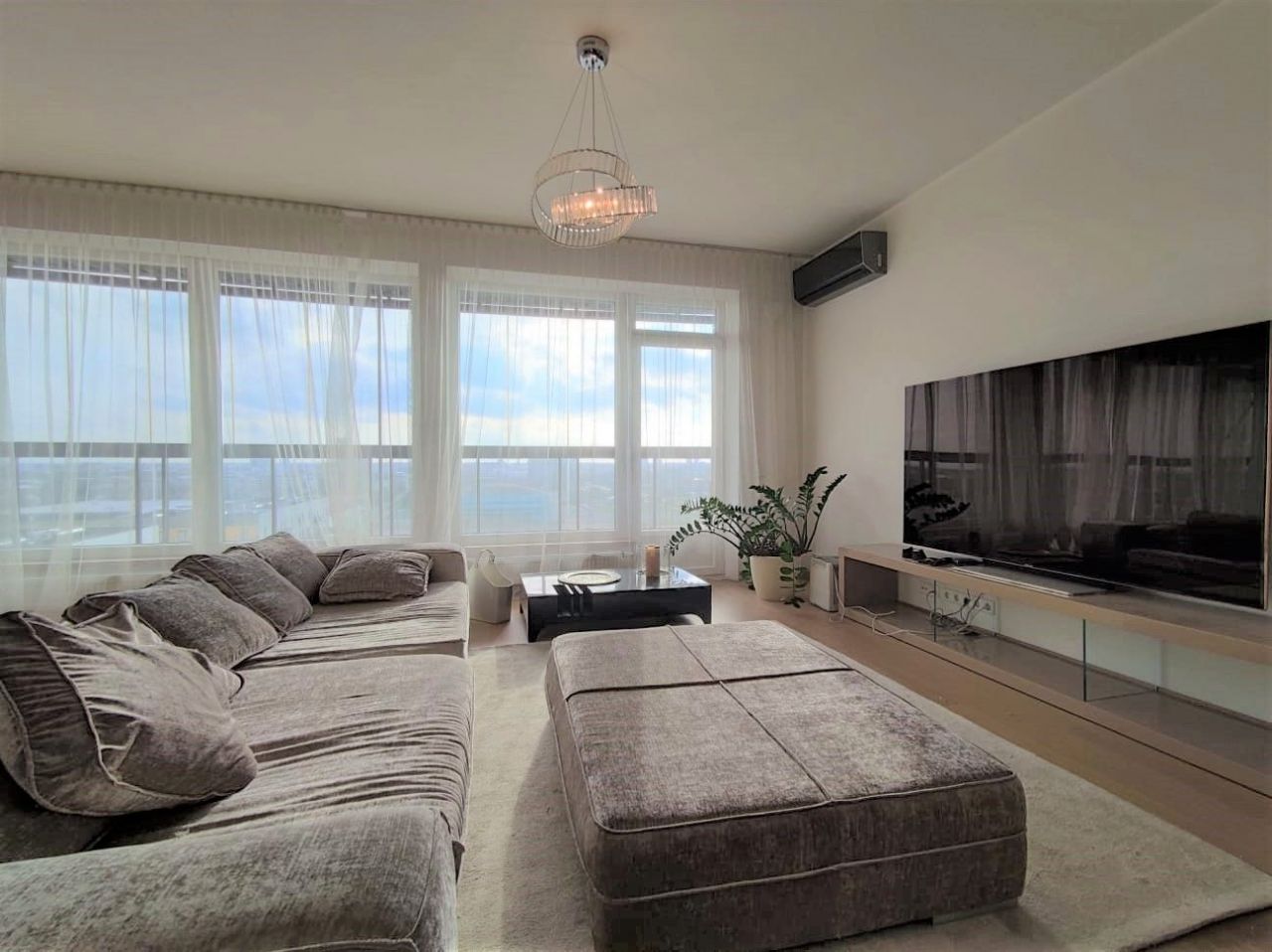 Wohnung in Riga, Lettland, 174 m2 - Foto 1