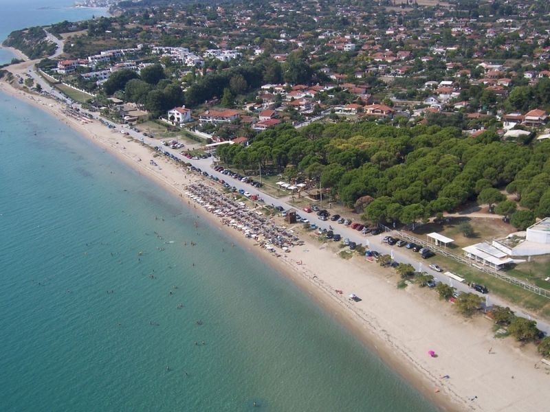 Land in Chalkidiki, Greece, 1 447 sq.m - picture 1