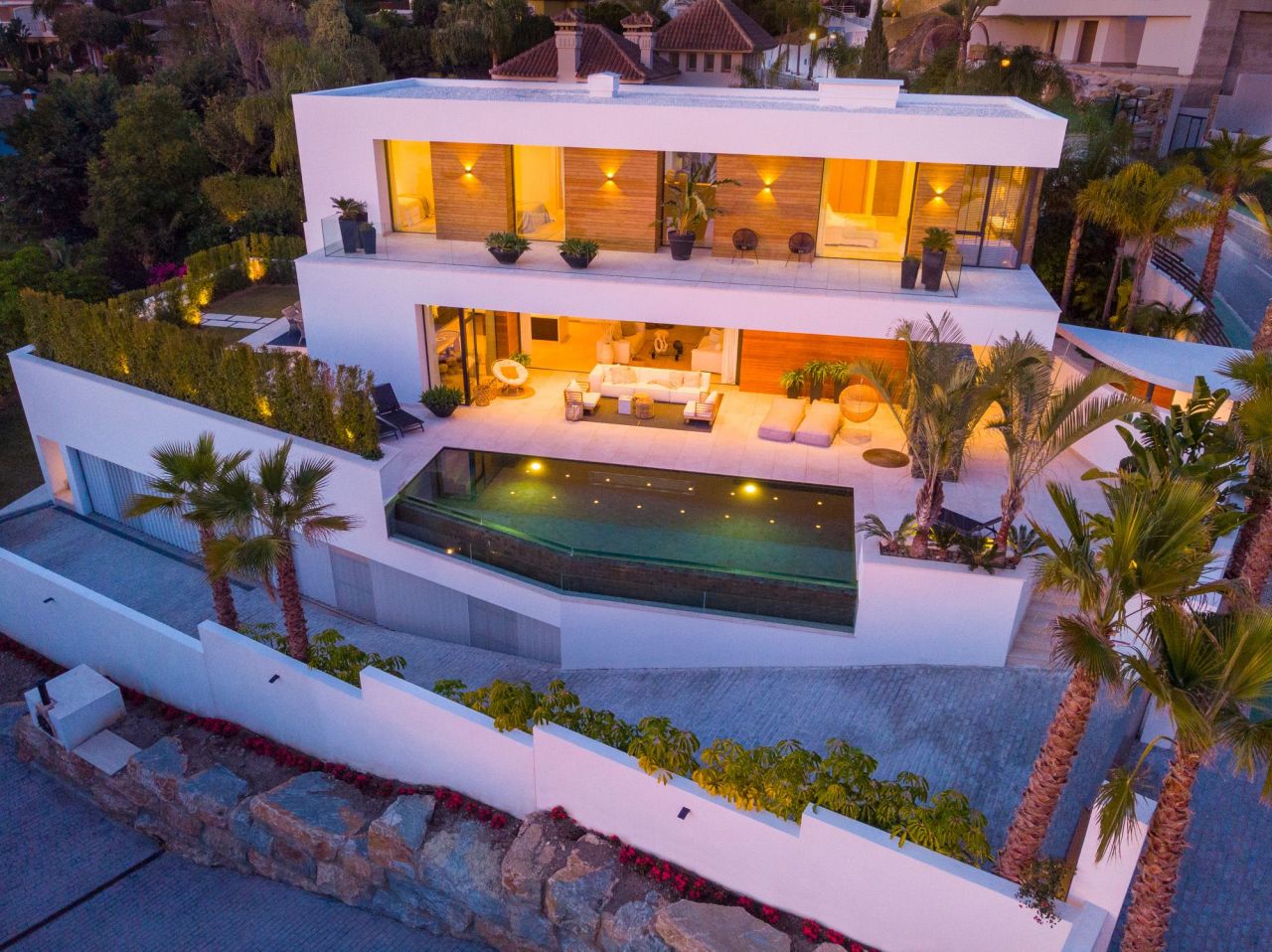Villa en Marbella, España, 750 m2 - imagen 1