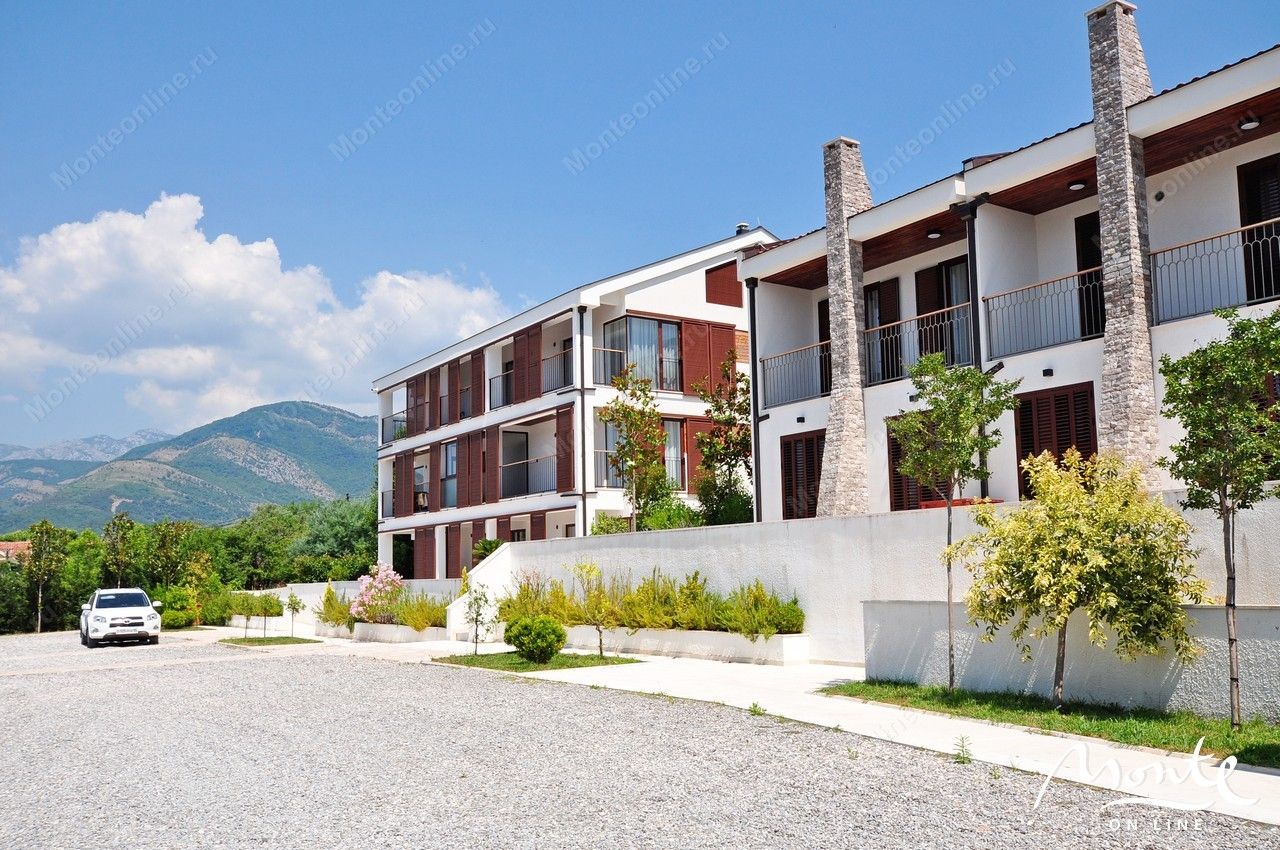 Townhouse in Tivat, Montenegro, 109 sq.m - picture 1