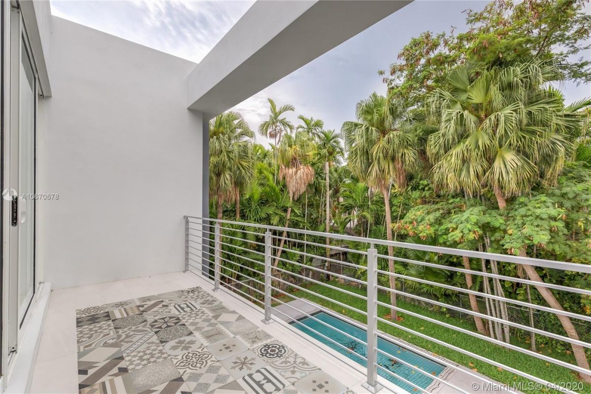 Haus in Miami, USA, 328 m2 - Foto 1