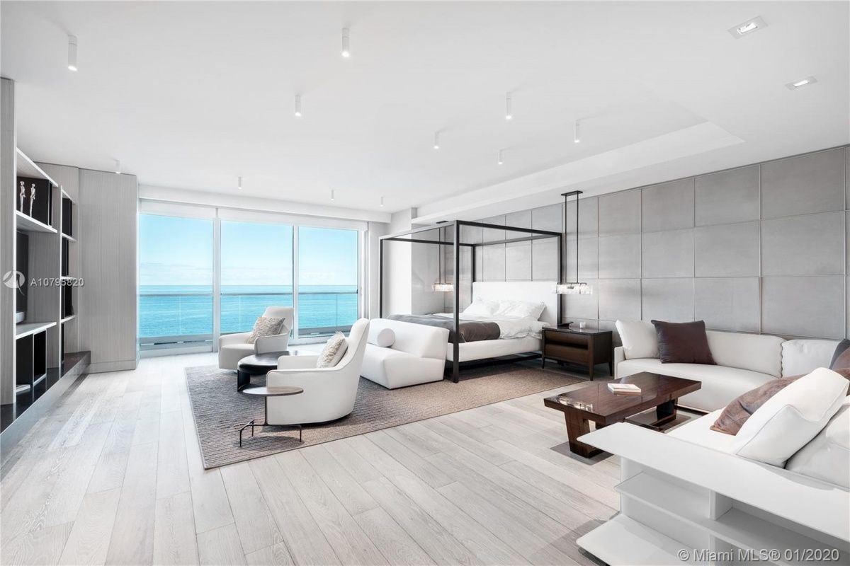 Appartement à Miami, États-Unis, 630 m2 - image 1