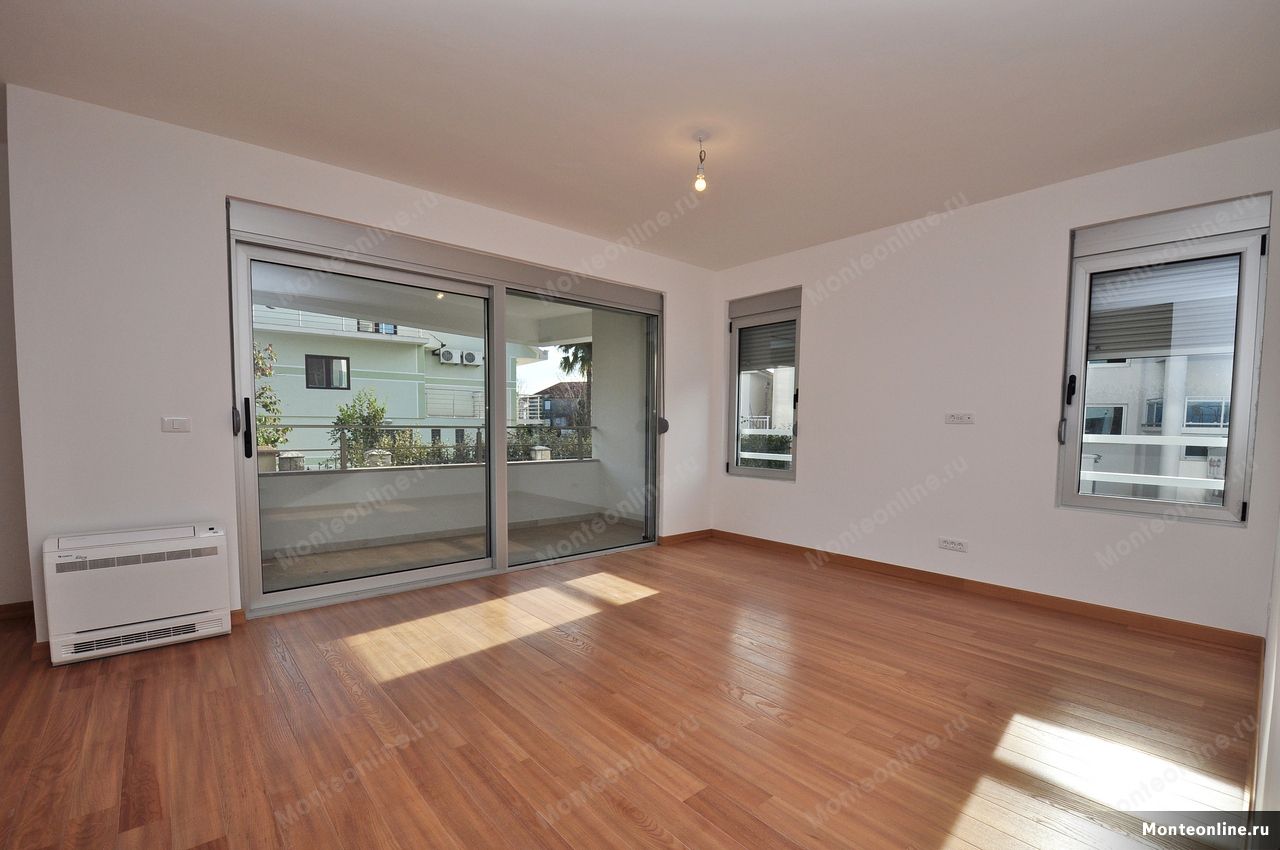 Flat in Tivat, Montenegro, 59 sq.m - picture 1