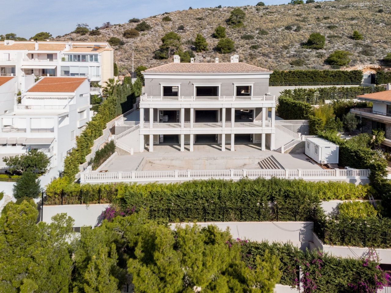 House Vouliagmeni, Greece, 1 516 sq.m - picture 1