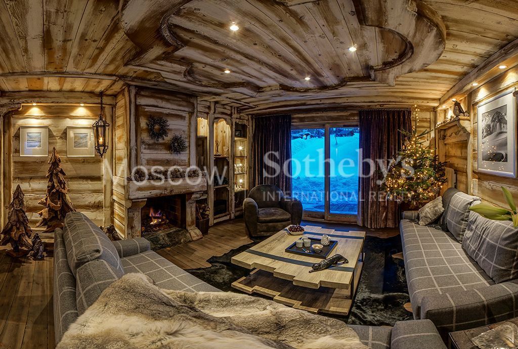 Apartment in Courchevel, France, 100 sq.m - picture 1