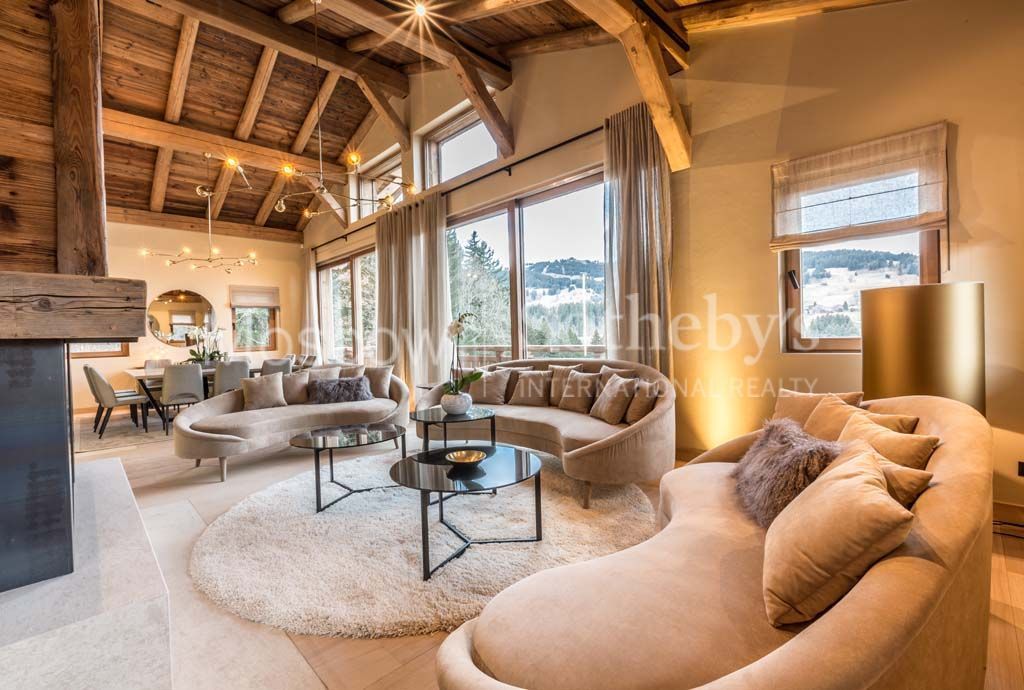 Cottage in Megeve, France, 350 sq.m - picture 1