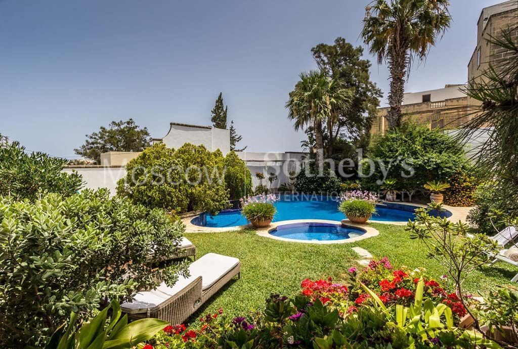 Villa in San Ġiljan, Malta, 960 m2 - Foto 1