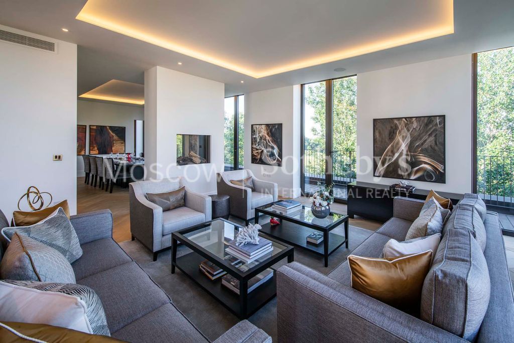 Penthouse in London, United Kingdom, 350 sq.m - picture 1