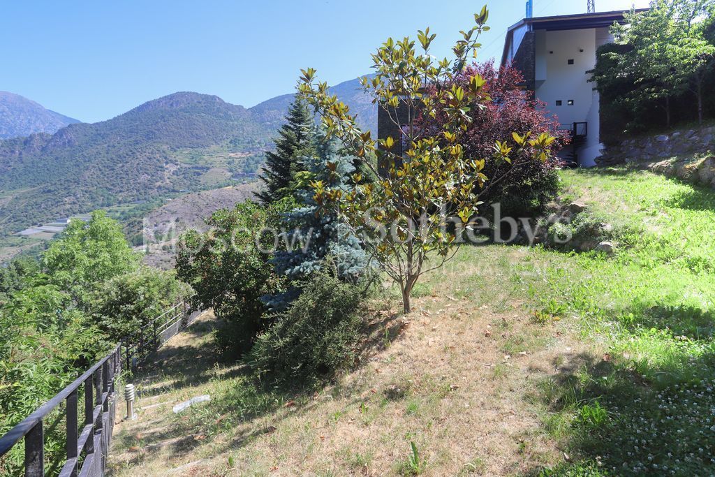Cottage à Sant Julia de Loria, Andorre, 632 m2 - image 1