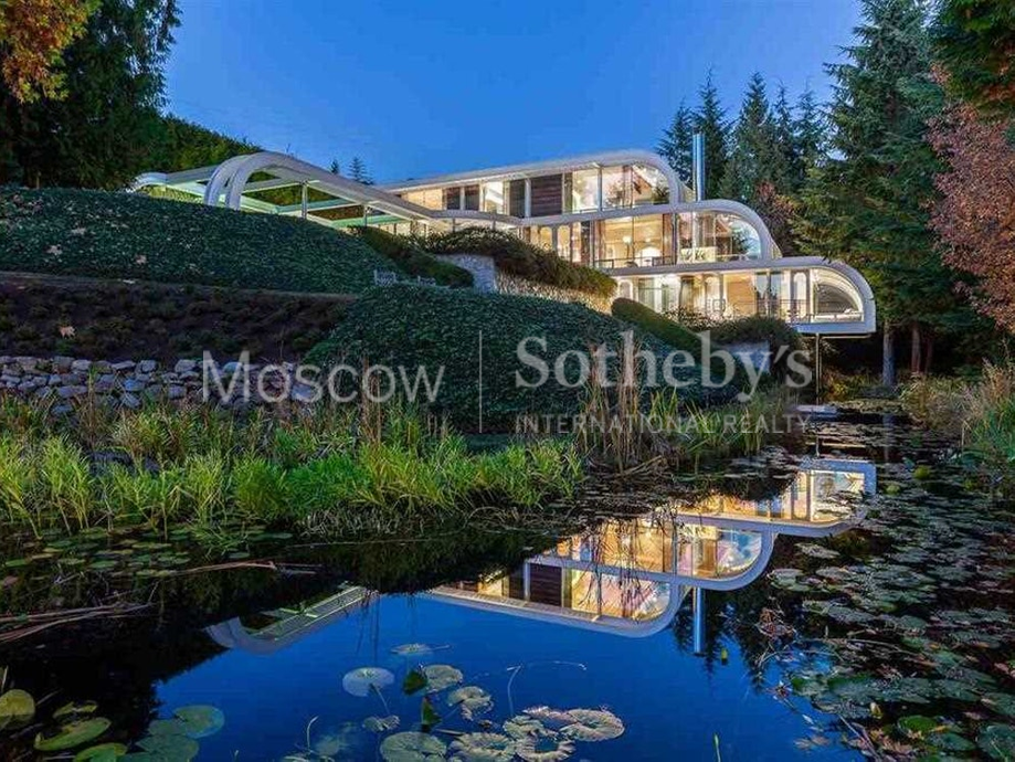 Villa in Vancouver, Kanada, 491 m2 - Foto 1