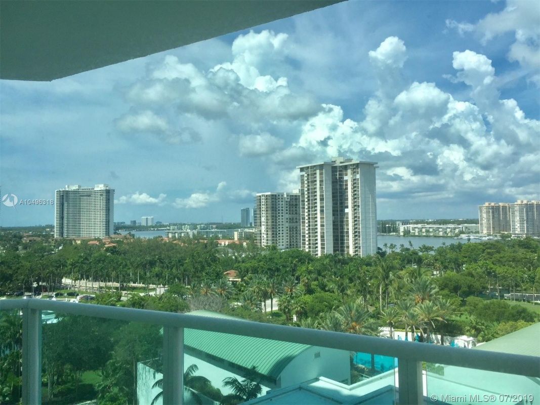 Appartement à Miami, États-Unis, 286 m2 - image 1