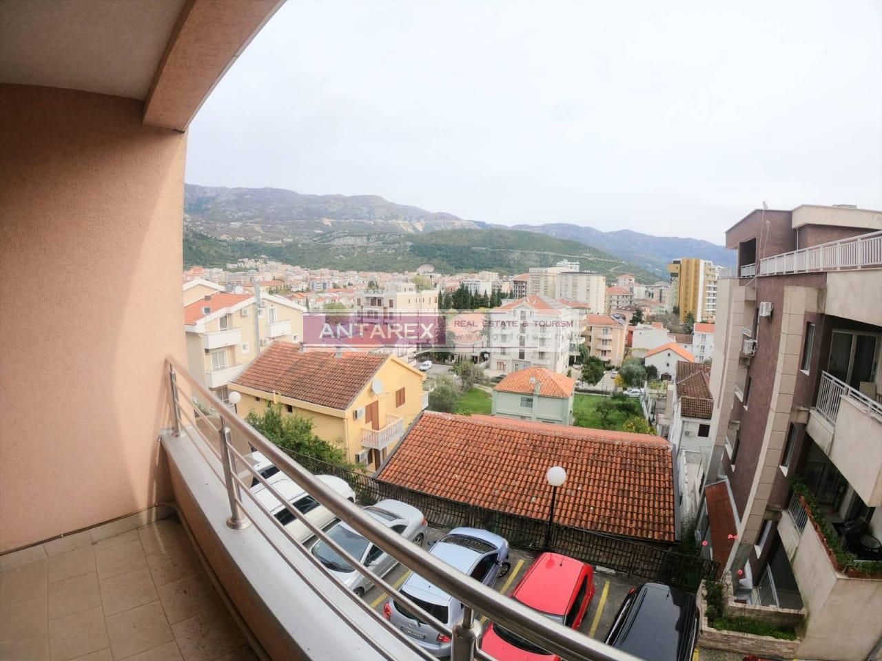 Apartamento en Budva, Montenegro, 50 m2 - imagen 1