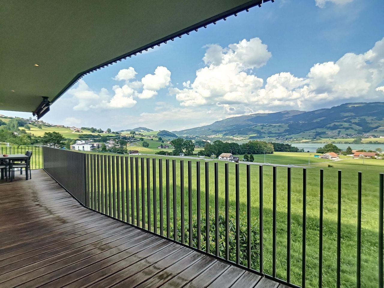 Piso Gumefens, Suiza, 160 m2 - imagen 1