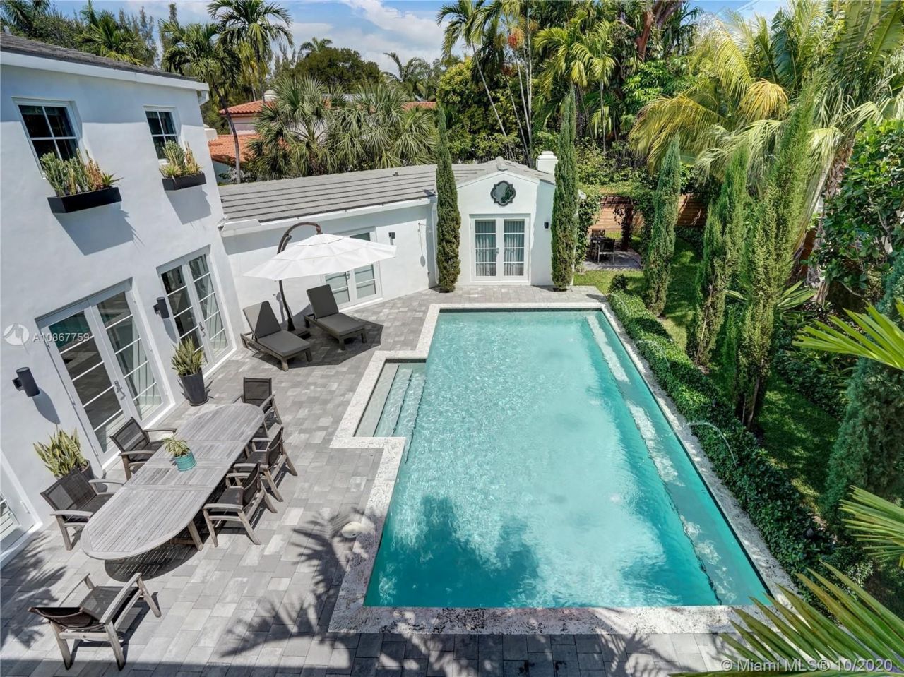 Villa in Miami, USA, 420 m² - picture 1
