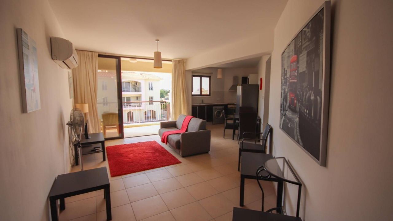 Apartment in Larnaca, Cyprus, 66 sq.m - picture 1