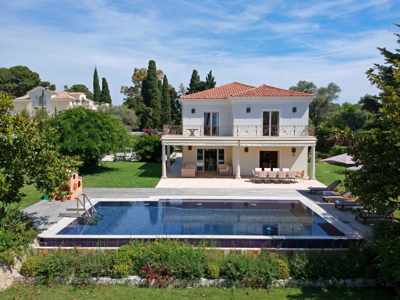 Villa in Antibes, Frankreich, 350 m2 - Foto 1