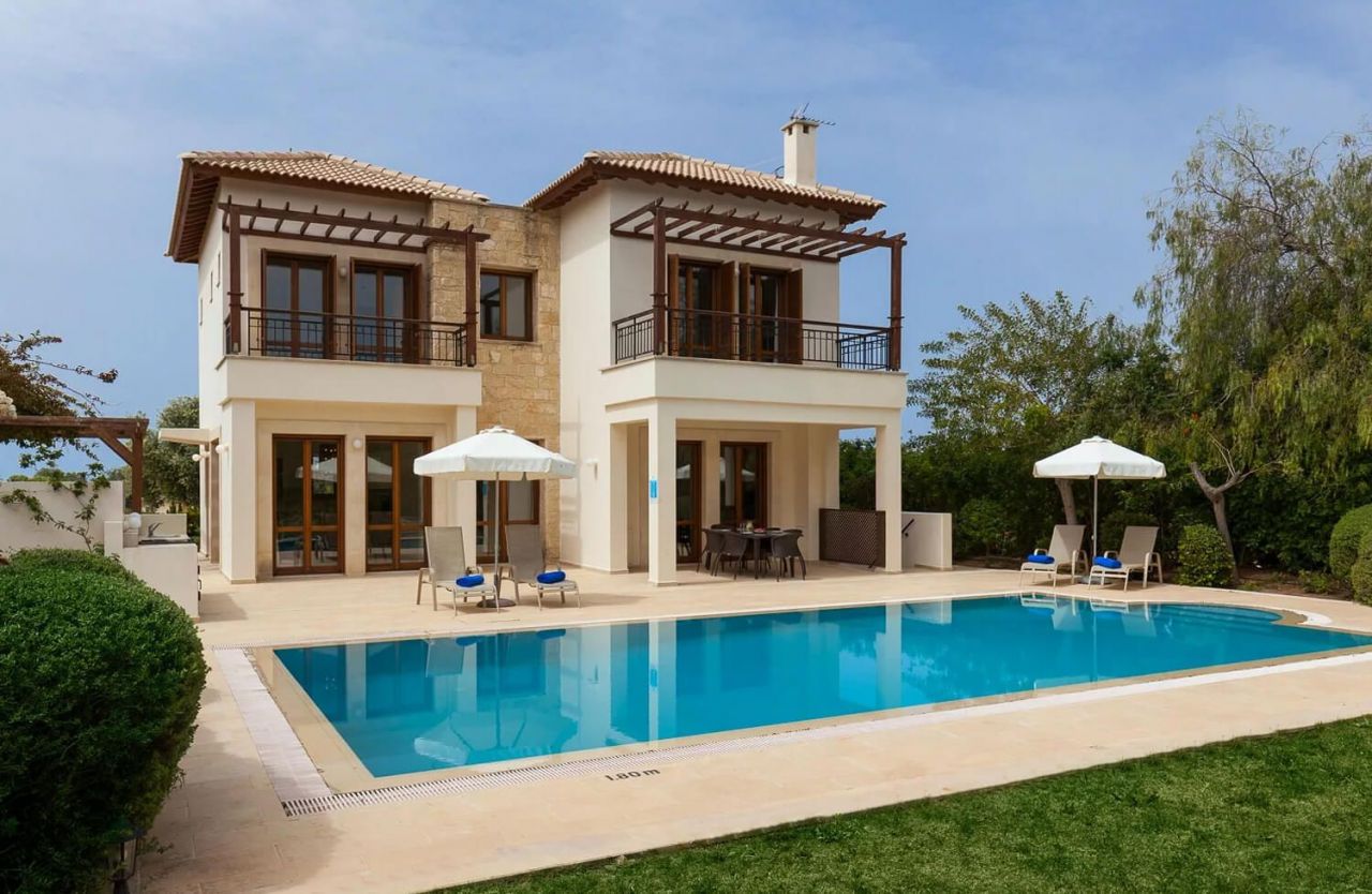 Villa in Paphos, Cyprus, 204 sq.m - picture 1