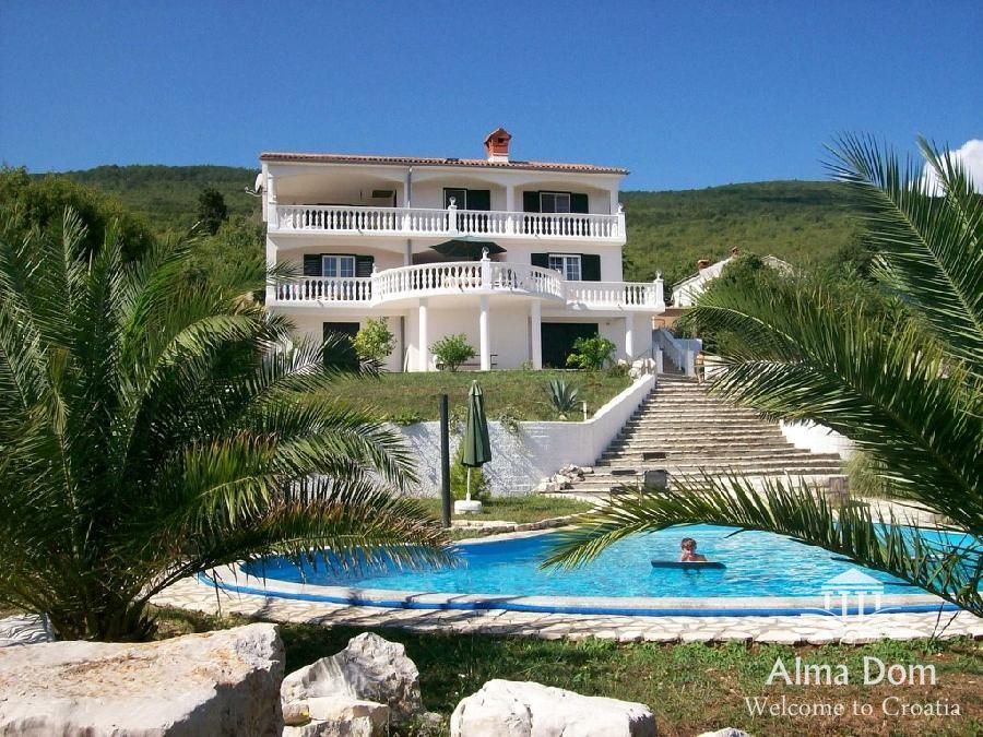 Villa in Labin, Croatia, 235 sq.m - picture 1