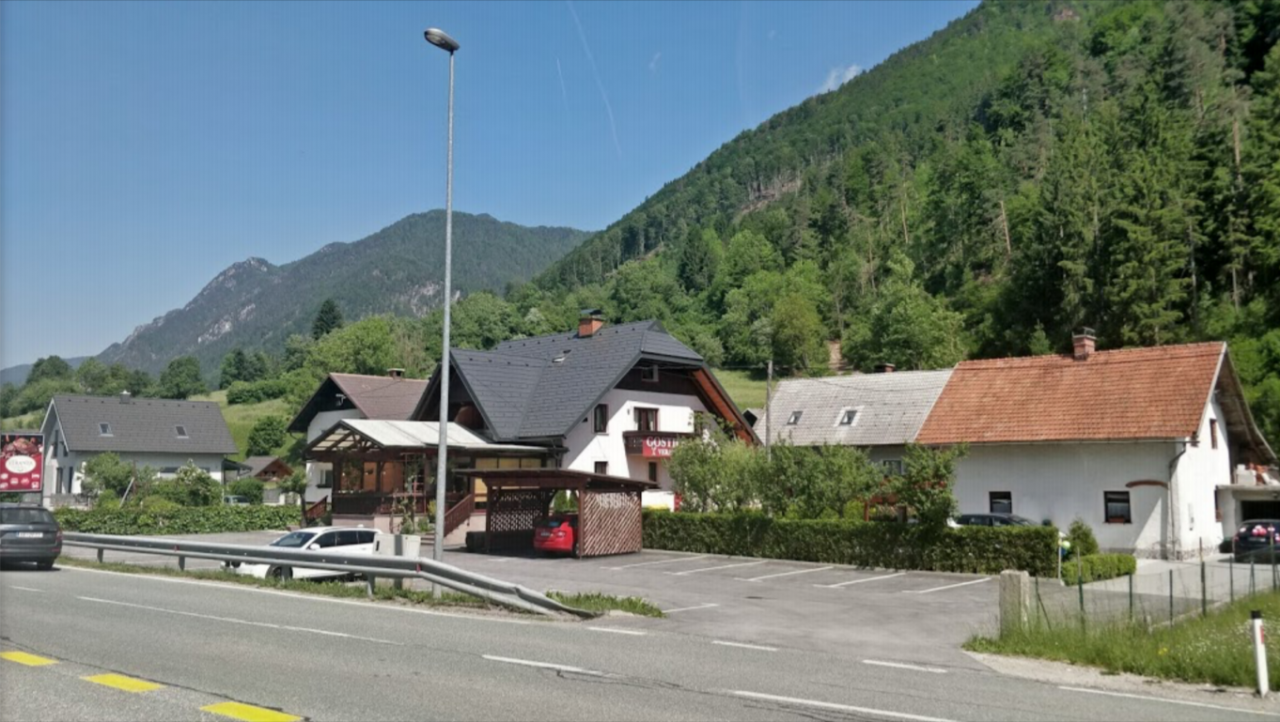 Hotel en Kranjska Gora, Eslovenia, 503 m2 - imagen 1