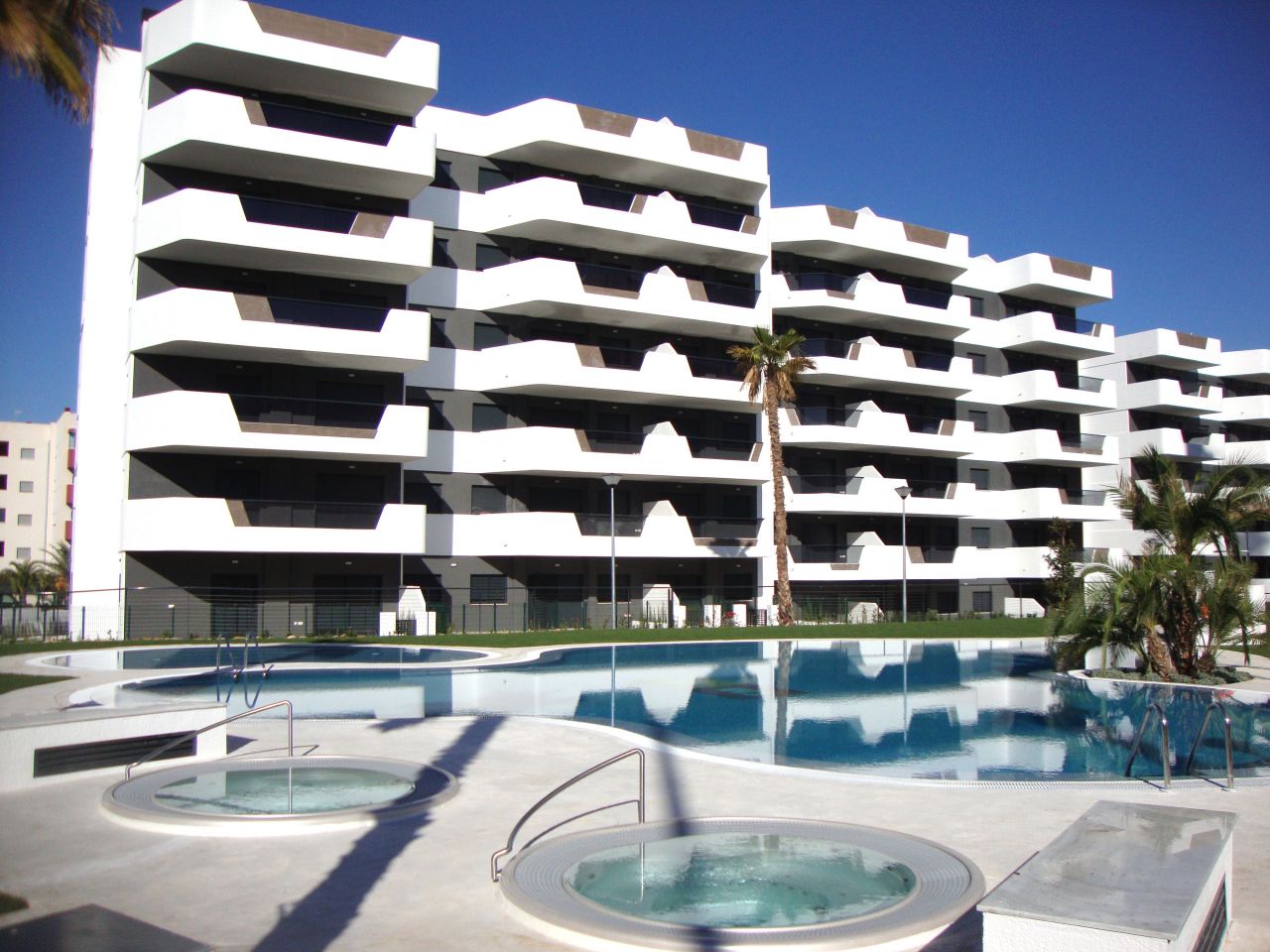 Apartment in Alicante, Spain, 92 sq.m - picture 1