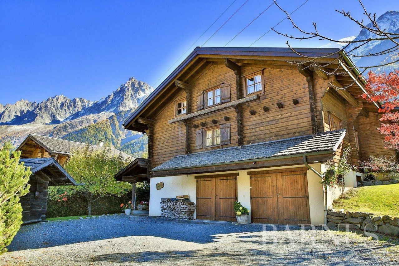 House in Chamonix, France, 150 sq.m - picture 1