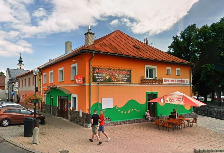 Cafetería, restaurante en Poprad, Eslovaquia, 190 m2 - imagen 1