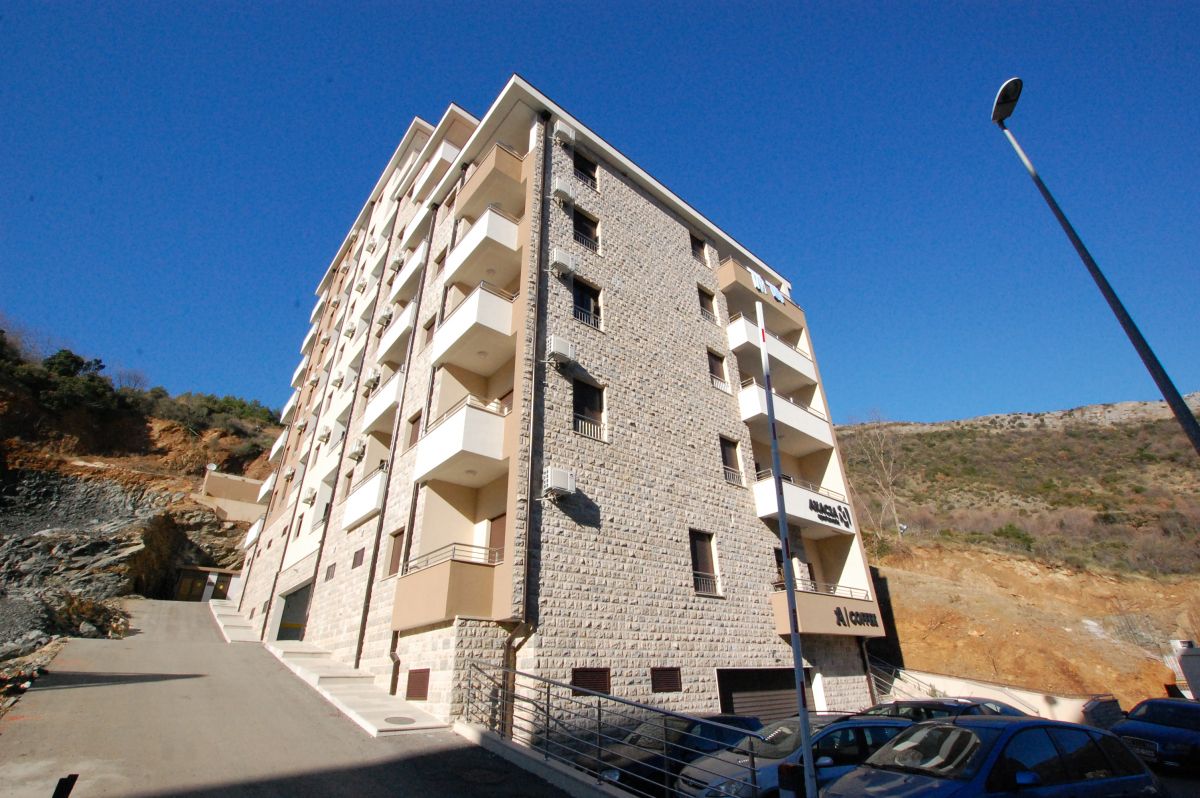 Wohnung in Budva, Montenegro, 154 m2 - Foto 1