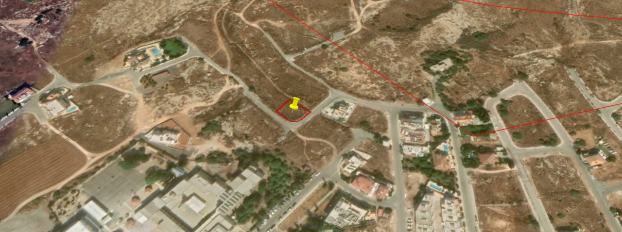 Land in Paralimni, Cyprus, 548 sq.m - picture 1