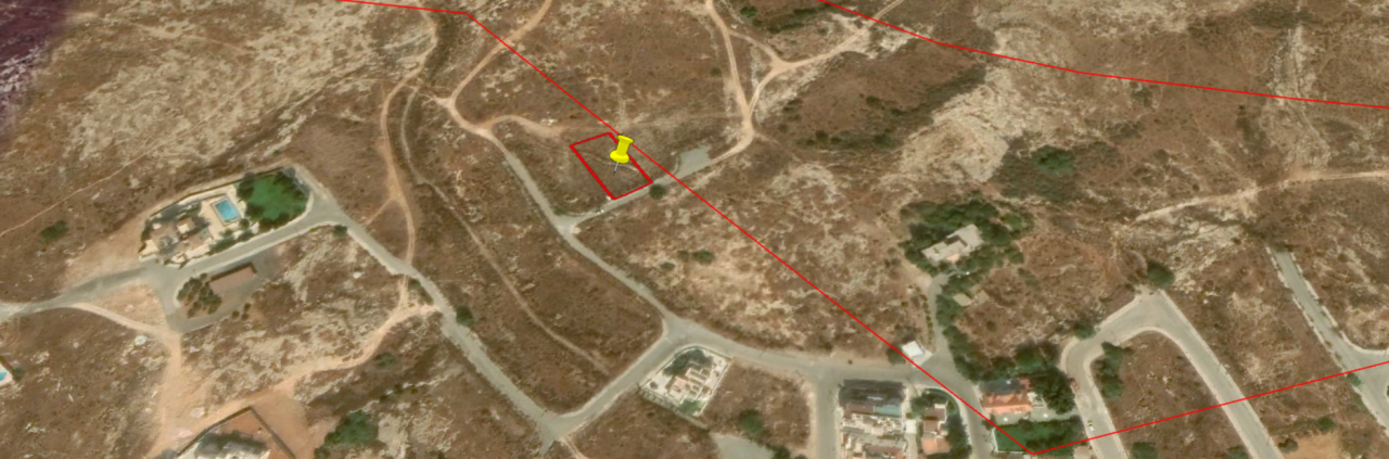 Land in Paralimni, Cyprus, 677 sq.m - picture 1