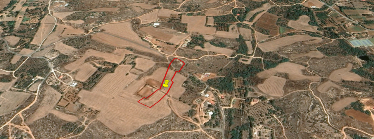 Terreno en Paralimni, Chipre, 8 131 m2 - imagen 1