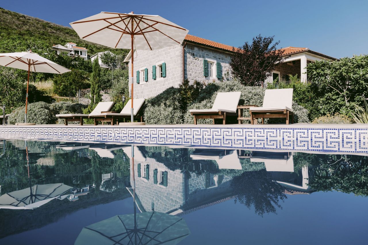 Villa on Lustica peninsula, Montenegro, 247 sq.m - picture 1