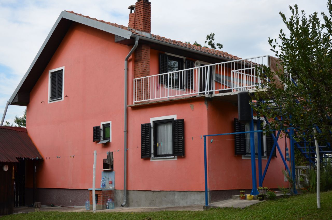 Haus in Aranđelovac, Serbien, 180 m2 - Foto 1