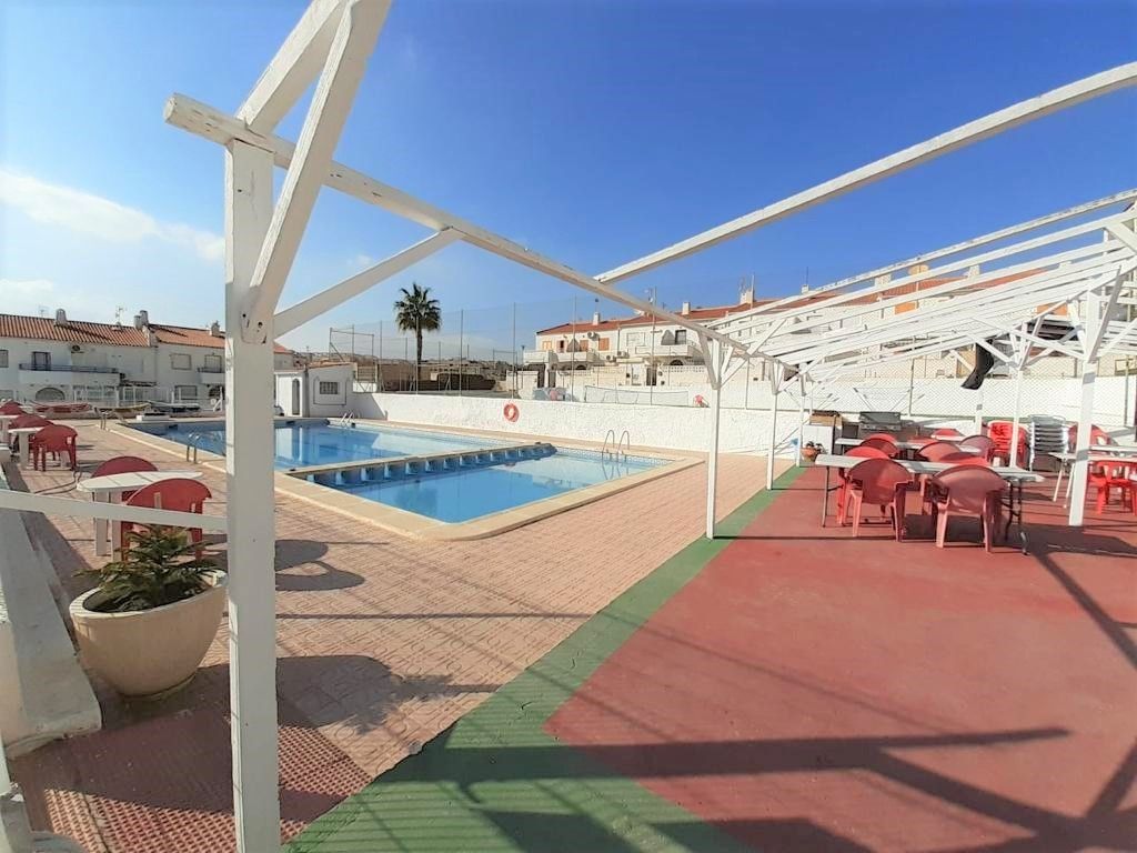 Apartment in Torrevieja, Spain, 43 sq.m - picture 1